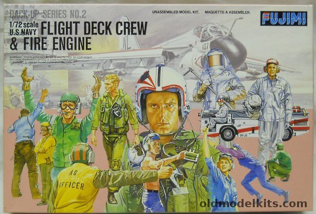 Fujimi 1/72 TWO US Navy Flight Deck Crew and Fire Engine - Back Up Series No. 2, 35002 plastic model kit